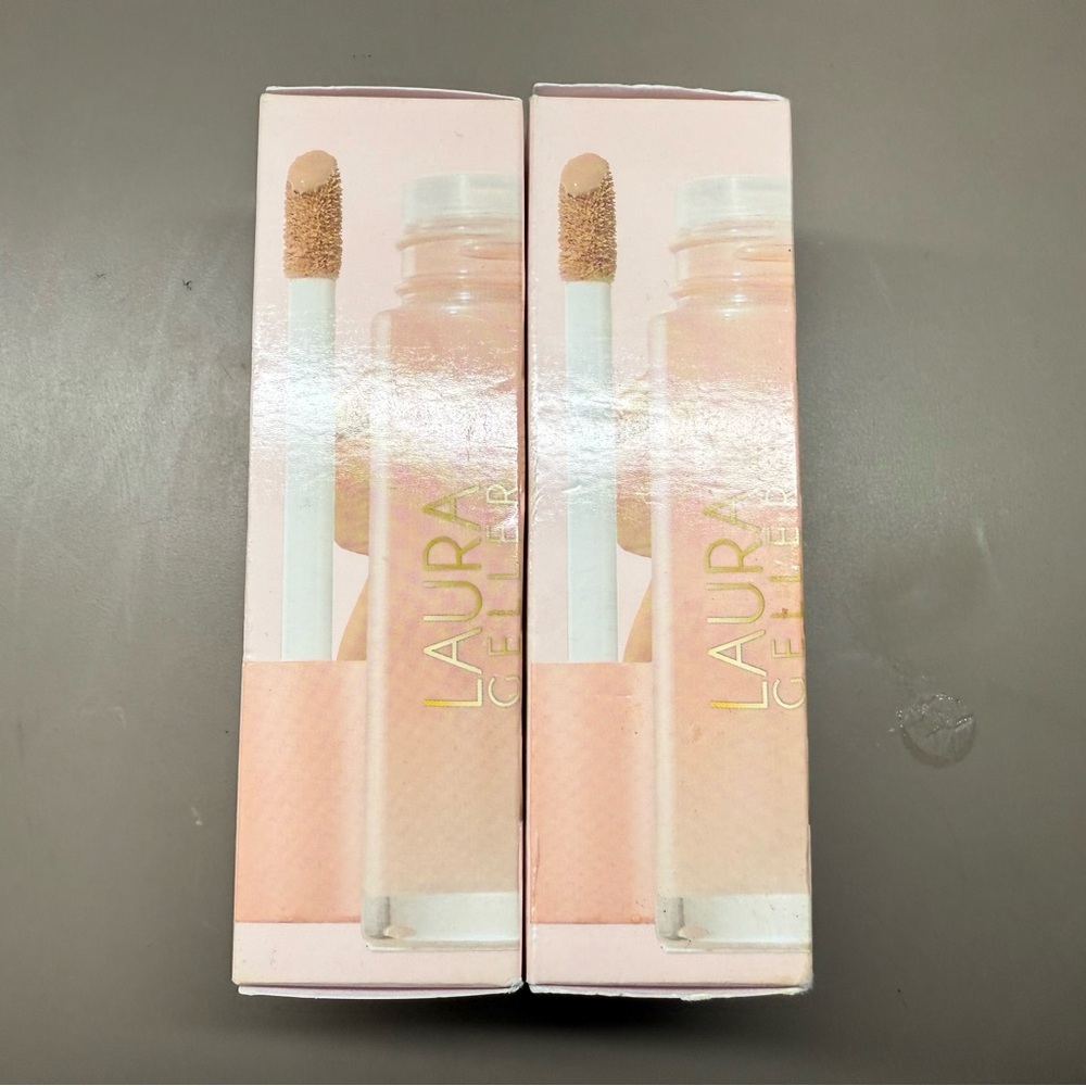 New 2X Laura Geller New York Balance-n-glow Illuminating Liquid Foundation, Fair - Picture 4 of 5
